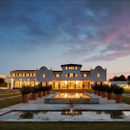 Hotel Font De La Canya Avinyonet del Penedes Екстериор снимка
