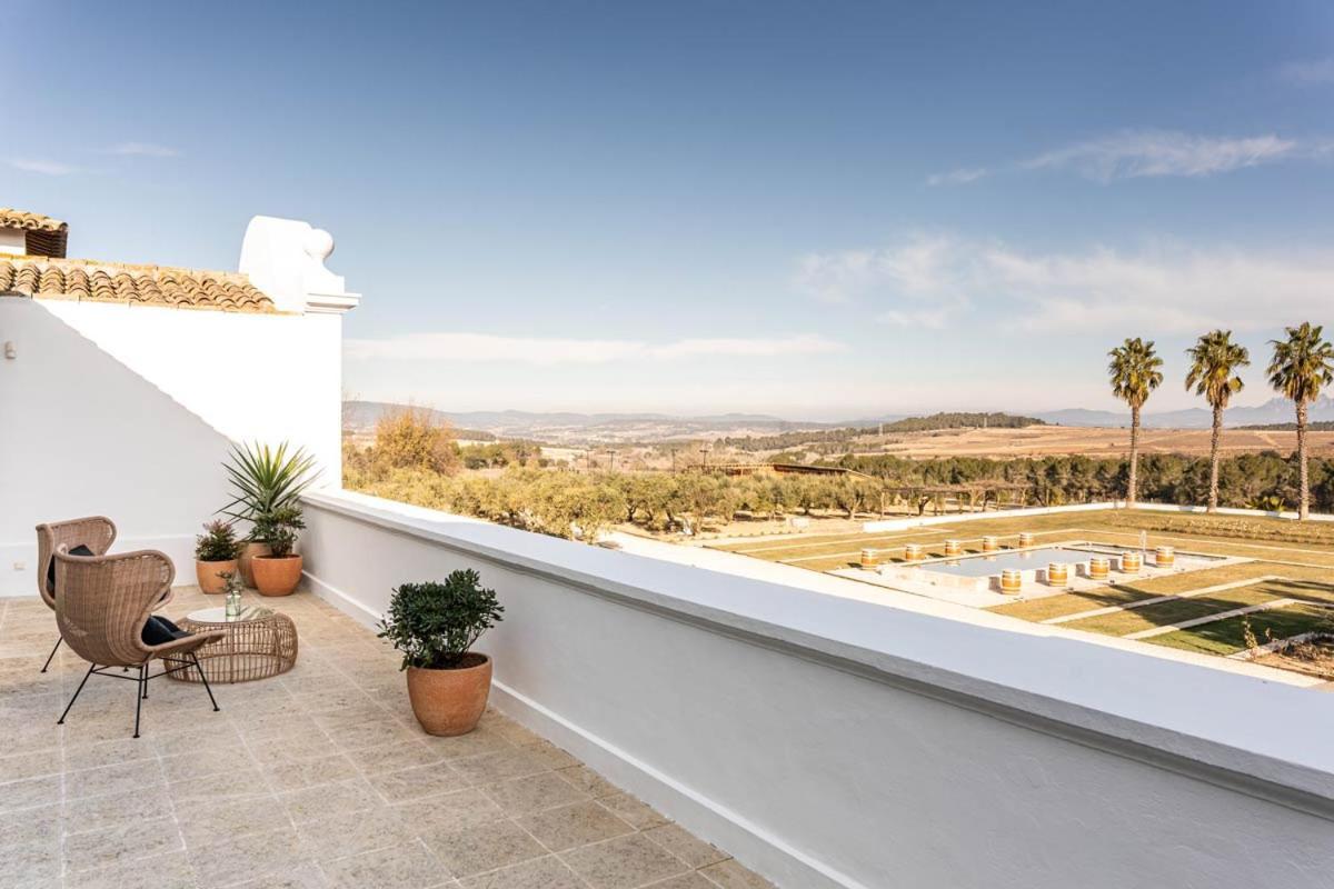 Hotel Font De La Canya Avinyonet del Penedes Екстериор снимка
