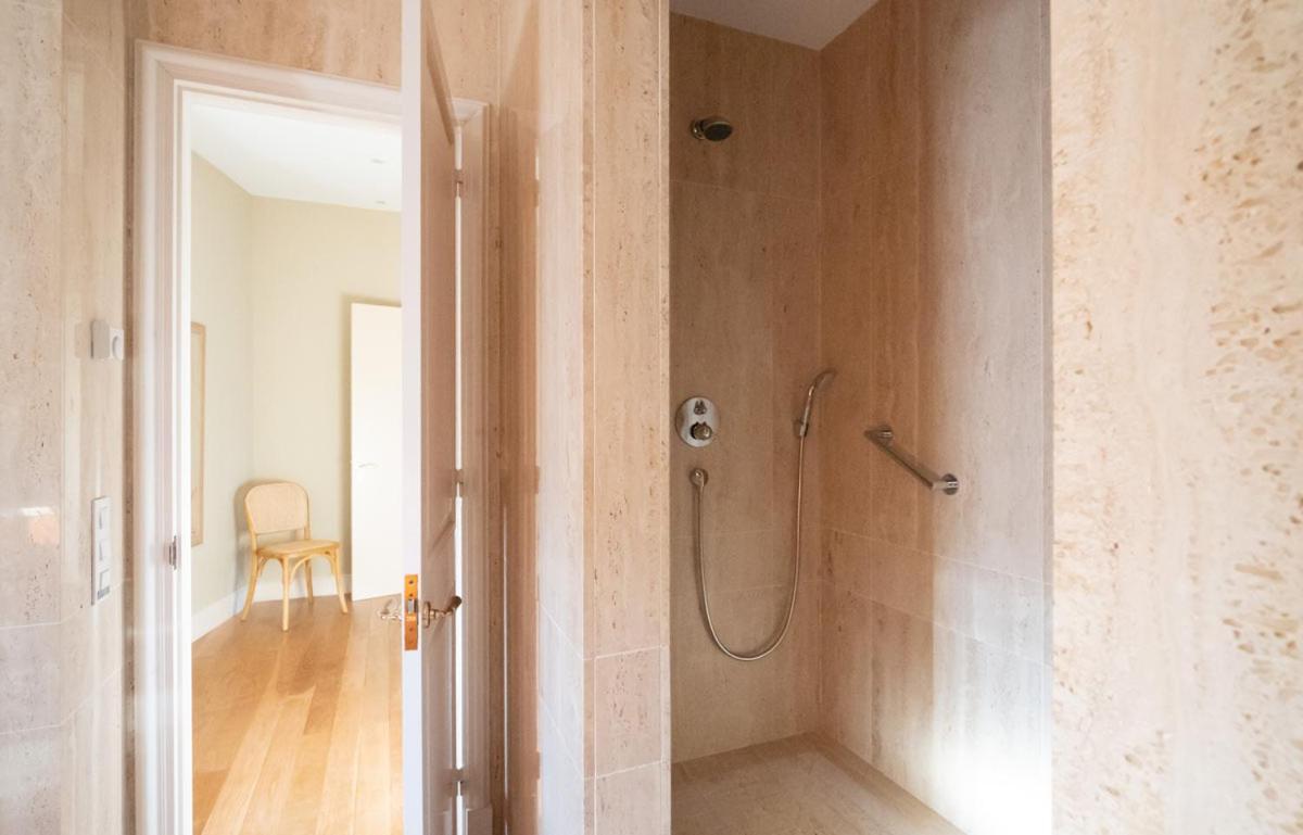 Hotel Font De La Canya Avinyonet del Penedes Екстериор снимка