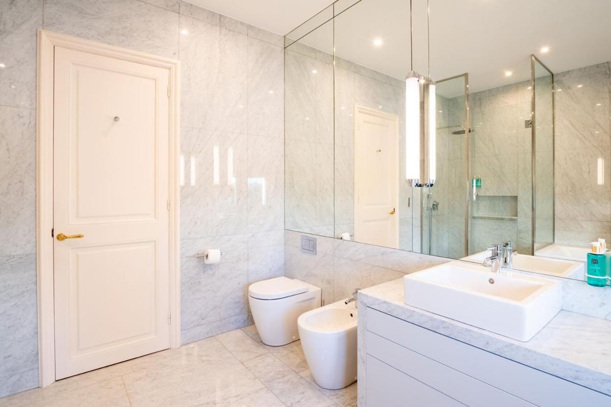 Hotel Font De La Canya Avinyonet del Penedes Екстериор снимка