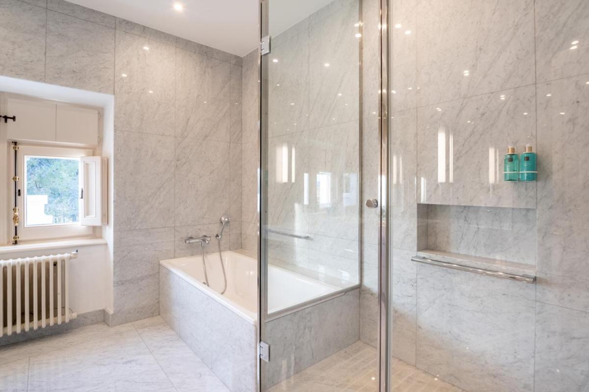 Hotel Font De La Canya Avinyonet del Penedes Екстериор снимка