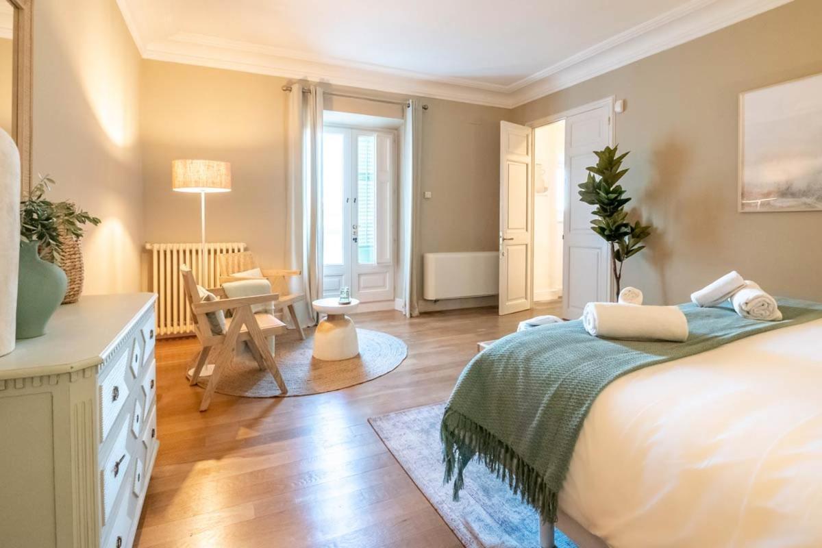 Hotel Font De La Canya Avinyonet del Penedes Екстериор снимка