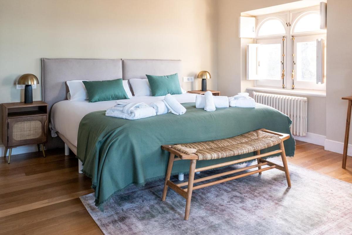 Hotel Font De La Canya Avinyonet del Penedes Екстериор снимка