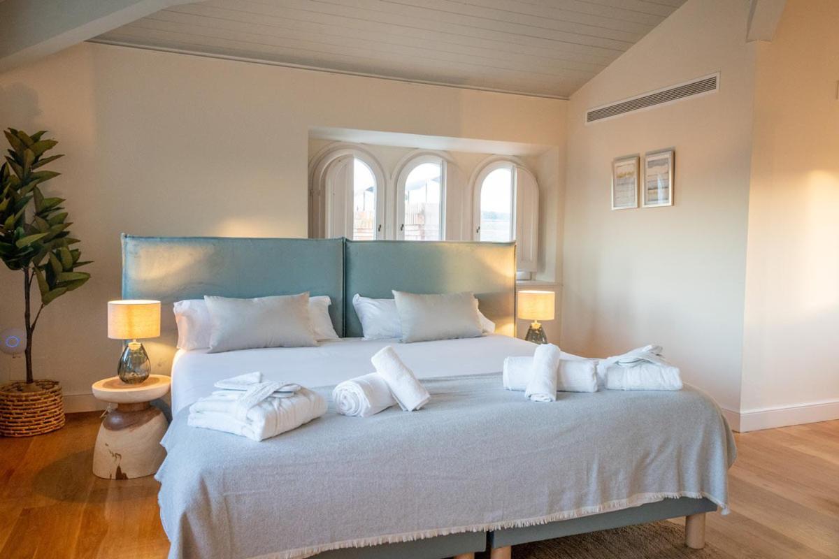 Hotel Font De La Canya Avinyonet del Penedes Екстериор снимка