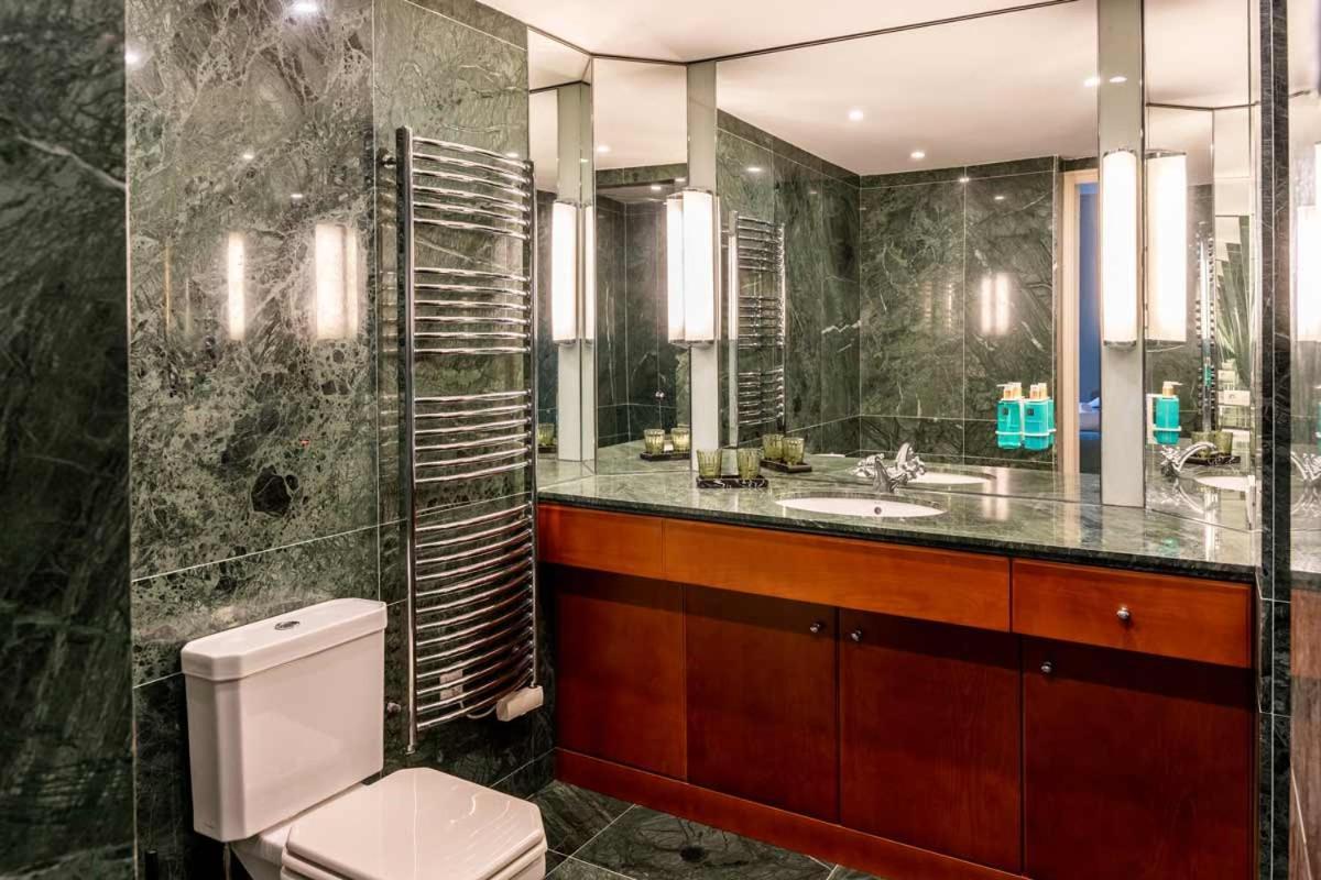 Hotel Font De La Canya Avinyonet del Penedes Екстериор снимка